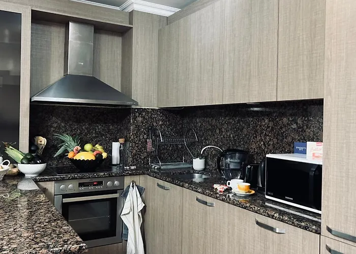 Chic Luxury Escape Close To Kapana Area Apartment