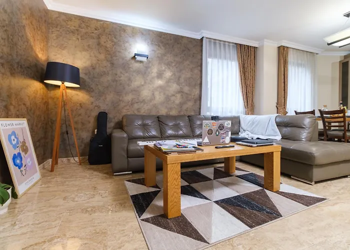 Apartment Chic Luxury Escape Close To Kapana Area