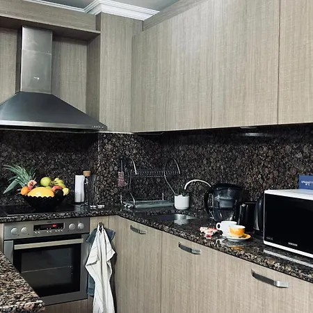Chic Luxury Escape Close To Kapana Area Apartment