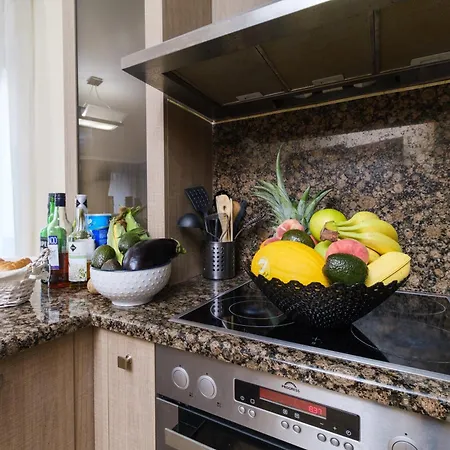 Chic Luxury Escape Close To Kapana Area Apartment