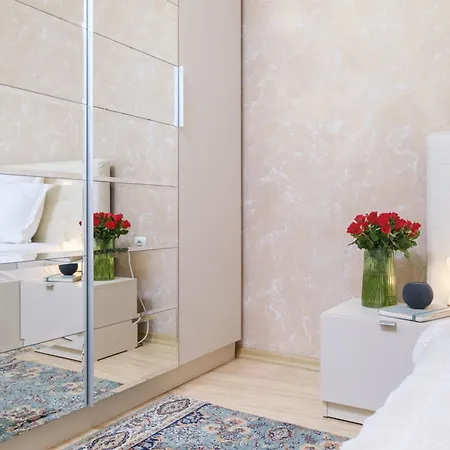 Chic Luxury Escape Close To Kapana Area 公寓 *